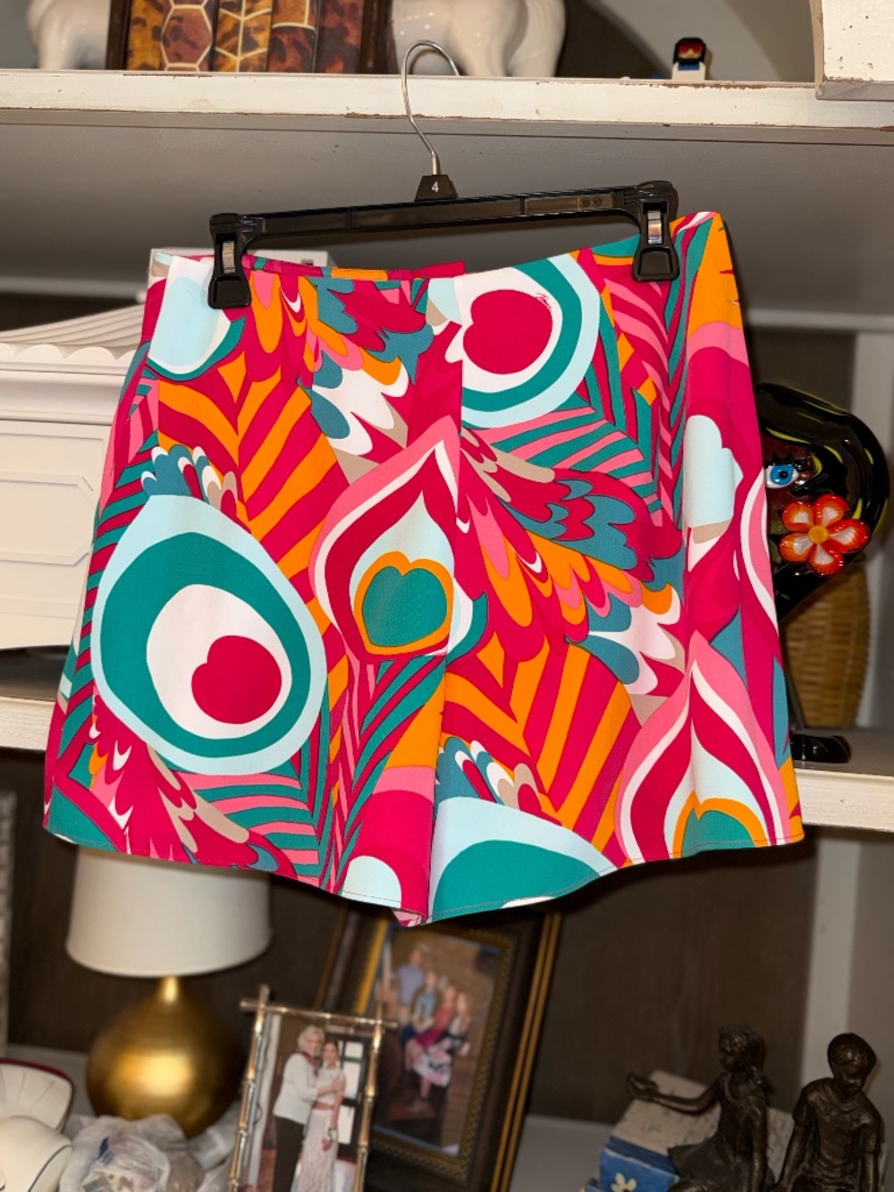 trina turk size 4 polyester colorful multi colored shorts - Picture 4 of 4